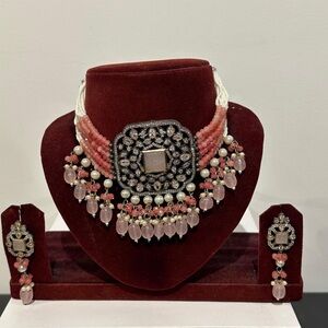 Elegant Pink and Silver Necklace Set
